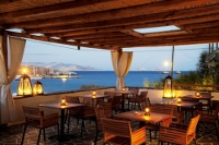 The outdoor snack bar, Vrahos Hotel Apartments, Folegandros