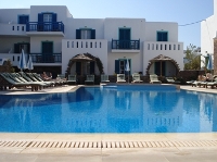 The Agios Prokopios Hotel pool, Naxos