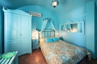Superior House bedroom at Santorini's Balcony Art Houses, Imerovigli, Santorini