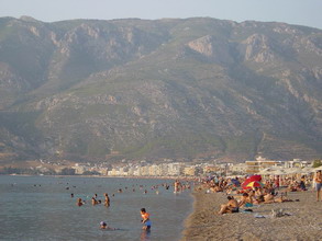 The beach at Loutraki in front of the Hotel Casino