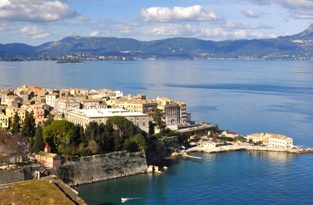 Corfu )