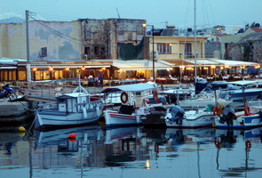 Fish tavernas in the inner harbor