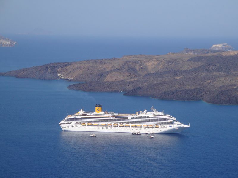 Cruise Ship, Santorini