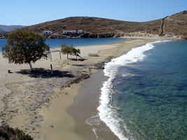 kolona beach kythnos