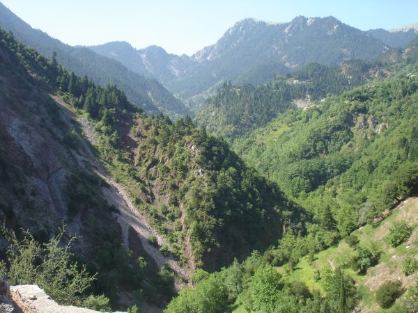 trekking in greece