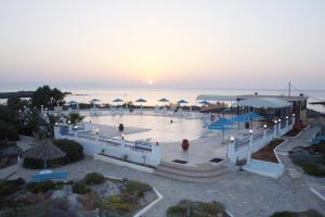 Zorbas apartments and studios