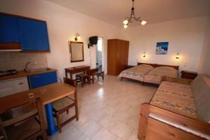 esperodes apartments, platyialos, mykonos, greece