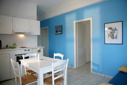 Daphne's Club apartments