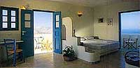 A studio at Anemomilos Apartments, Folegandros