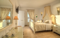 Miland Suites, Milos