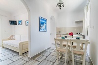 Adonis Apartments, Naoussa, Paros