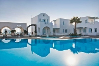 The swimming pool of the El Greco Hotel, Fira, Santorini