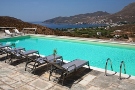 Rizes Hotel, Serifos