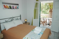 A double room, Morfeas Apartments, Kamares, Sifnos