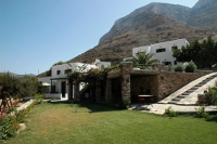 Exterior overview of Sifneika Konakia, Kamares, Sifnos