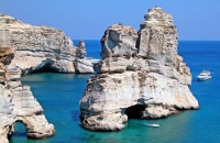 Mandrakia beach on Milos