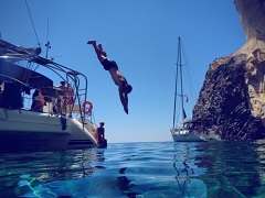 Milos boat tour, Cyclades, Greece