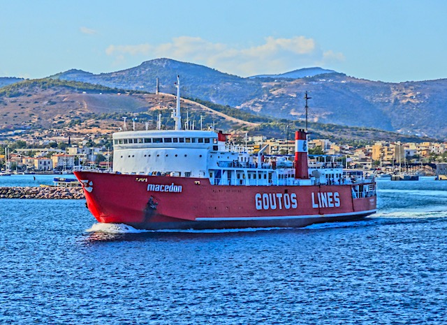 Ferry Makedon, Lavrion