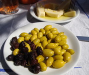 cretan olives