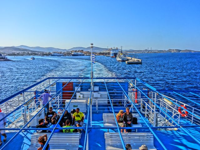 ferry leaving lavrion