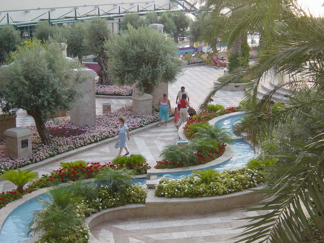 Hotel Club Casino Gardens in Loutraki