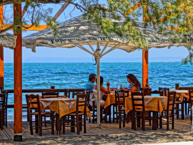 Grigoris Restaurant in Nifida