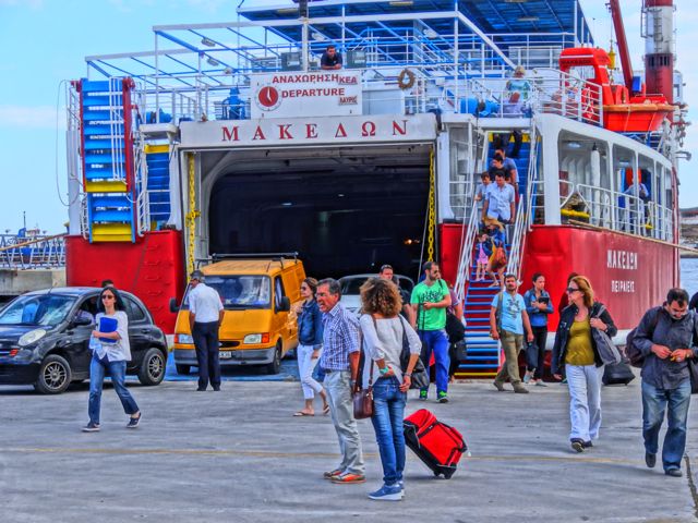 Lavrion to Kea ferry