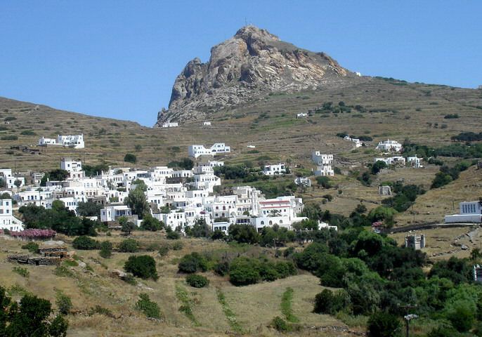 Tinos village