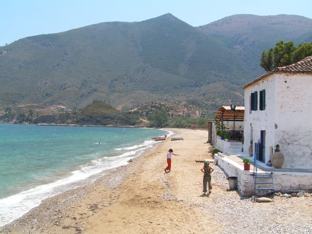 Mani beach