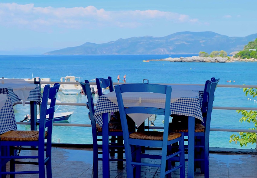 taverna in Stoupa