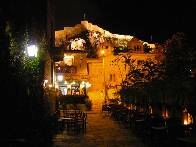 plaka-night.jpg