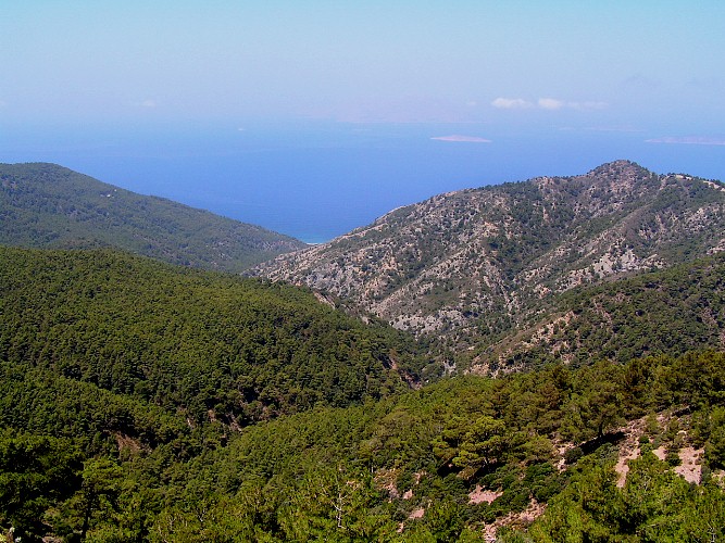 05mountains.JPG