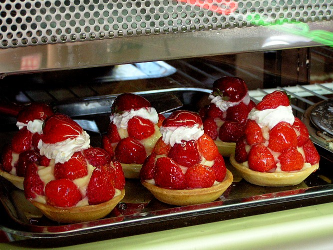 newtownstrawberries.JPG