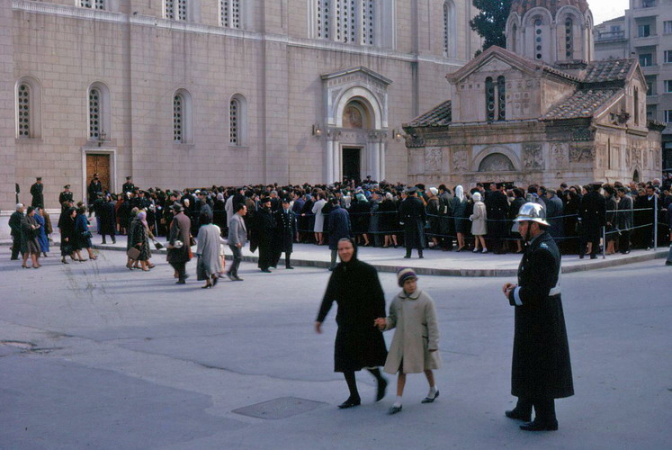 King Paul Funeral021.jpg