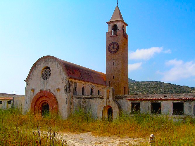 Ag Pavlos abandoned by the Italians