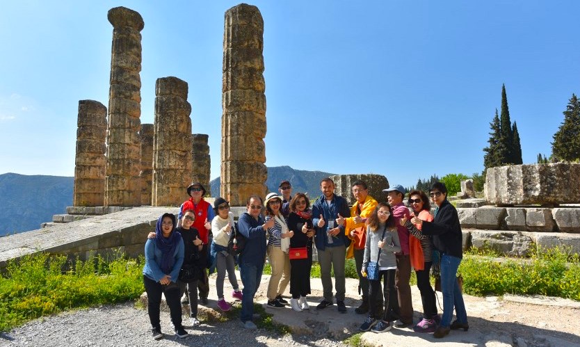 Delphi tour