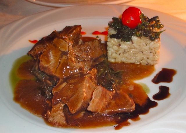 Baked Leg of Lamb, Neyzade Restaurant, Istanbul