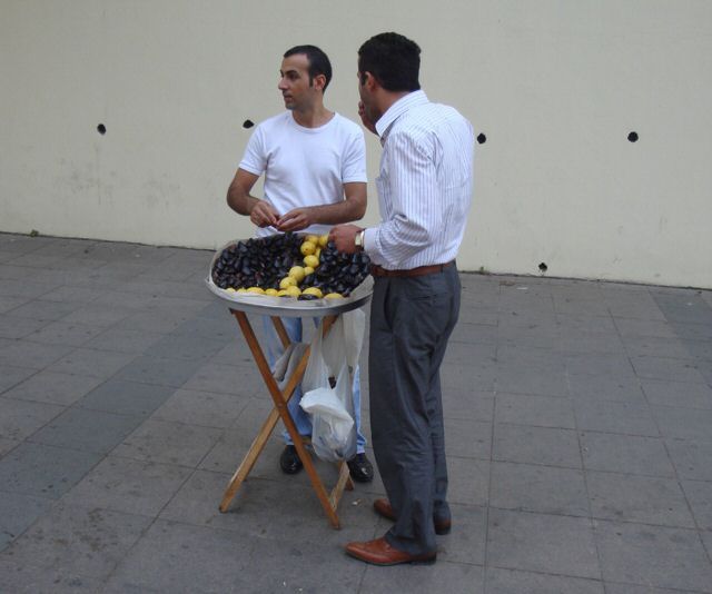 streetfood-mussels1.jpg