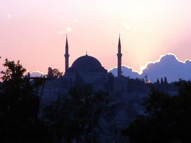 Istanbulskyline.jpg