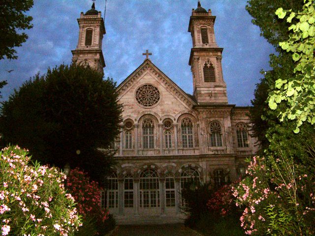 taksimsquare-greek-church.jpg