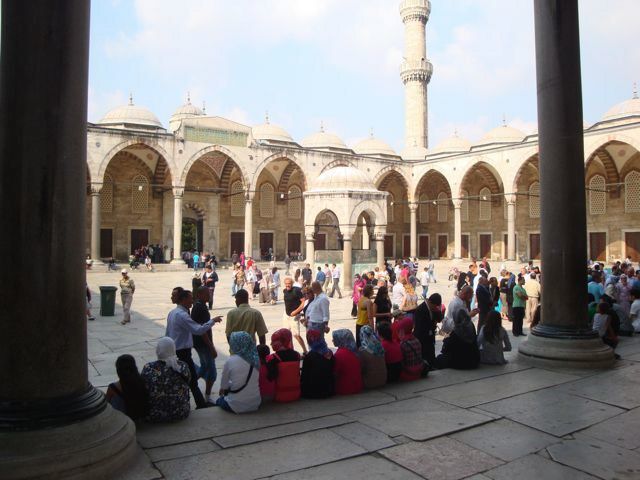 008-blue-mosque.jpg