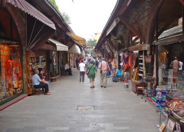 003-istanbulmarkets.jpg