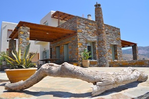 Hilltop House in Kea