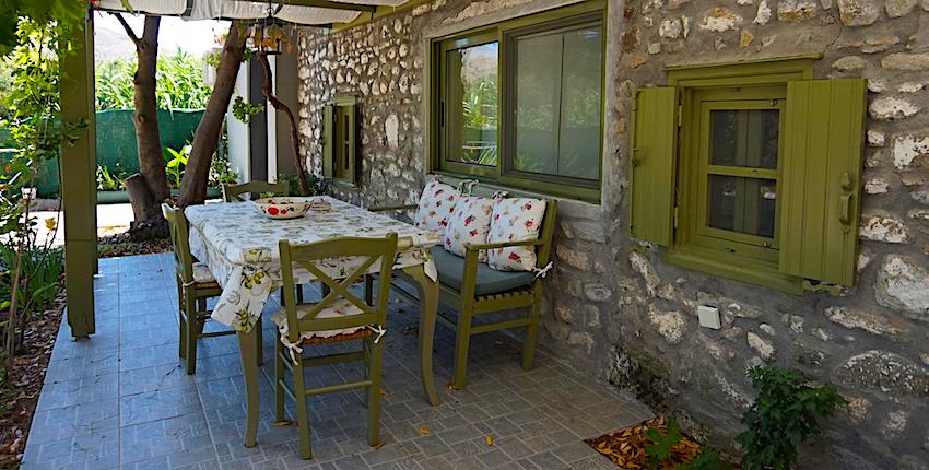 Chalantra residence, Eressos