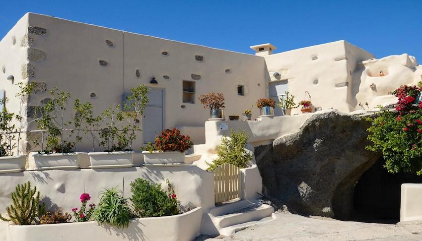 Aloni Cave House, Milos