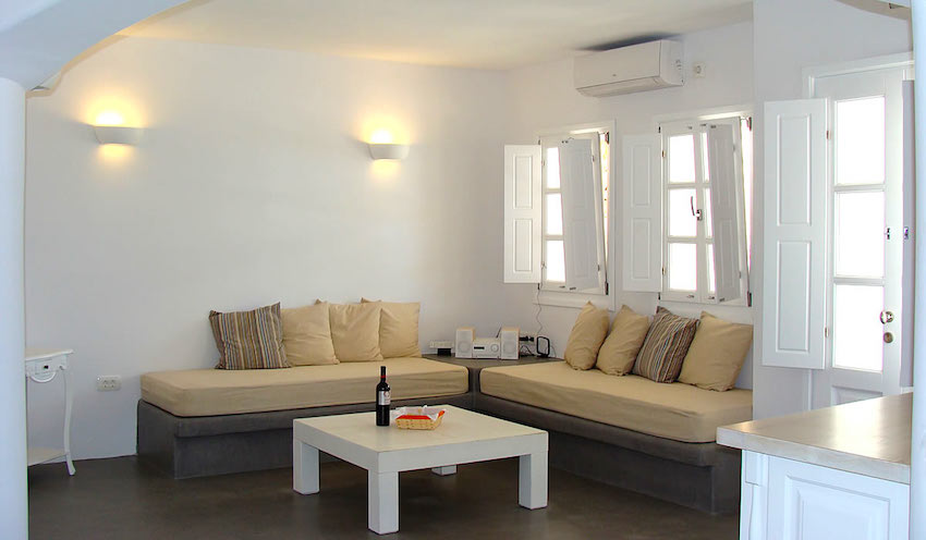 Sorokos Guest House